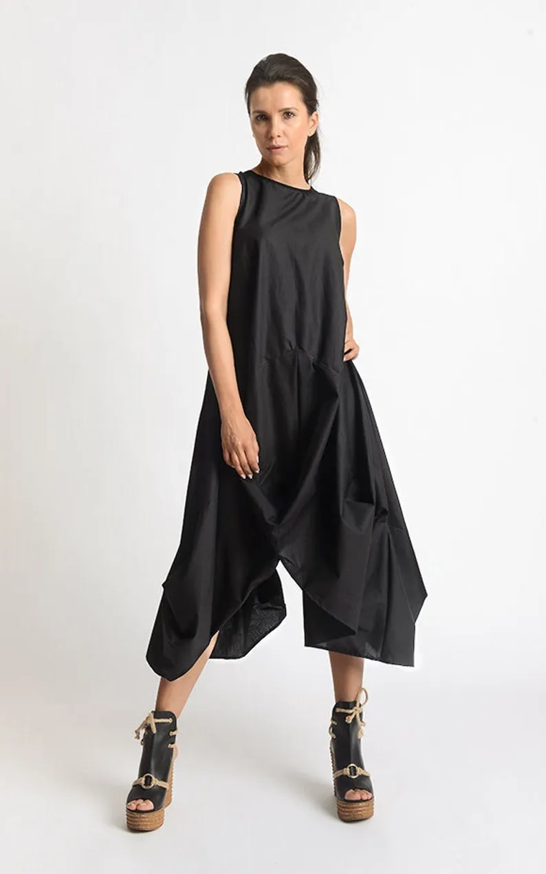 Elegant Asymmetric Sleeveless Dress in Chic Gray