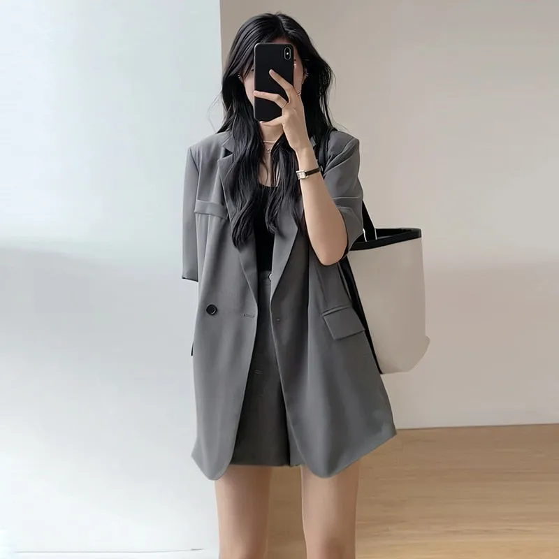 deanwangkt  Summer Retro Korean Version of the Temperament Short-sleeved Suit Jacket   Shorts Set Casual Loose Suit Two-piece Female