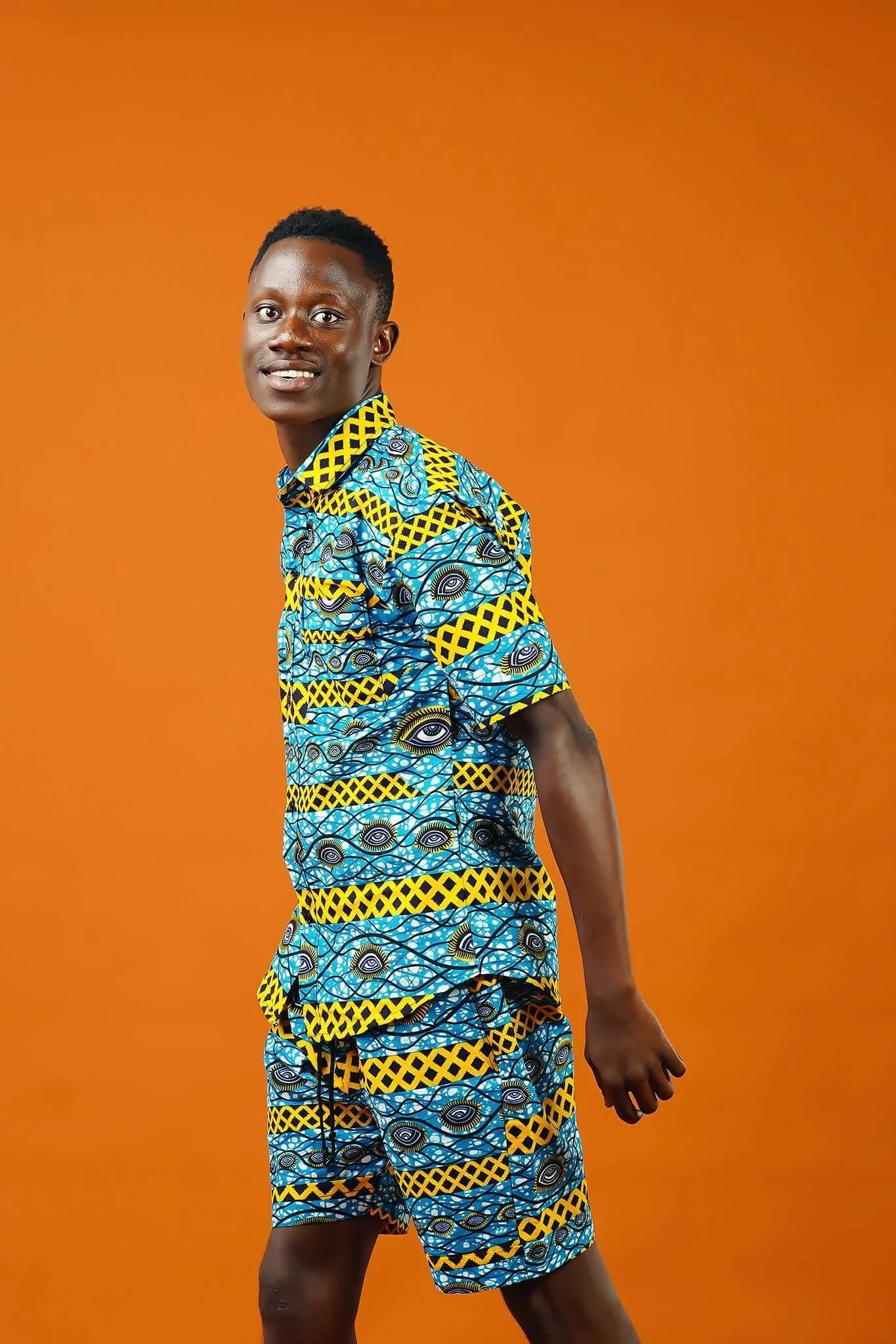 Easy On The Eye Blue African Print Short Sleeve Shirt