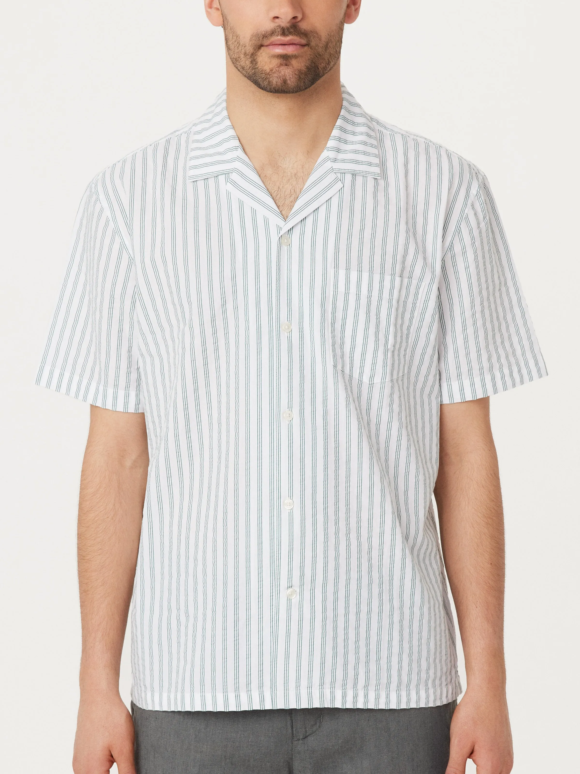 The Seersucker Camp Collar Shirt in Evergreen