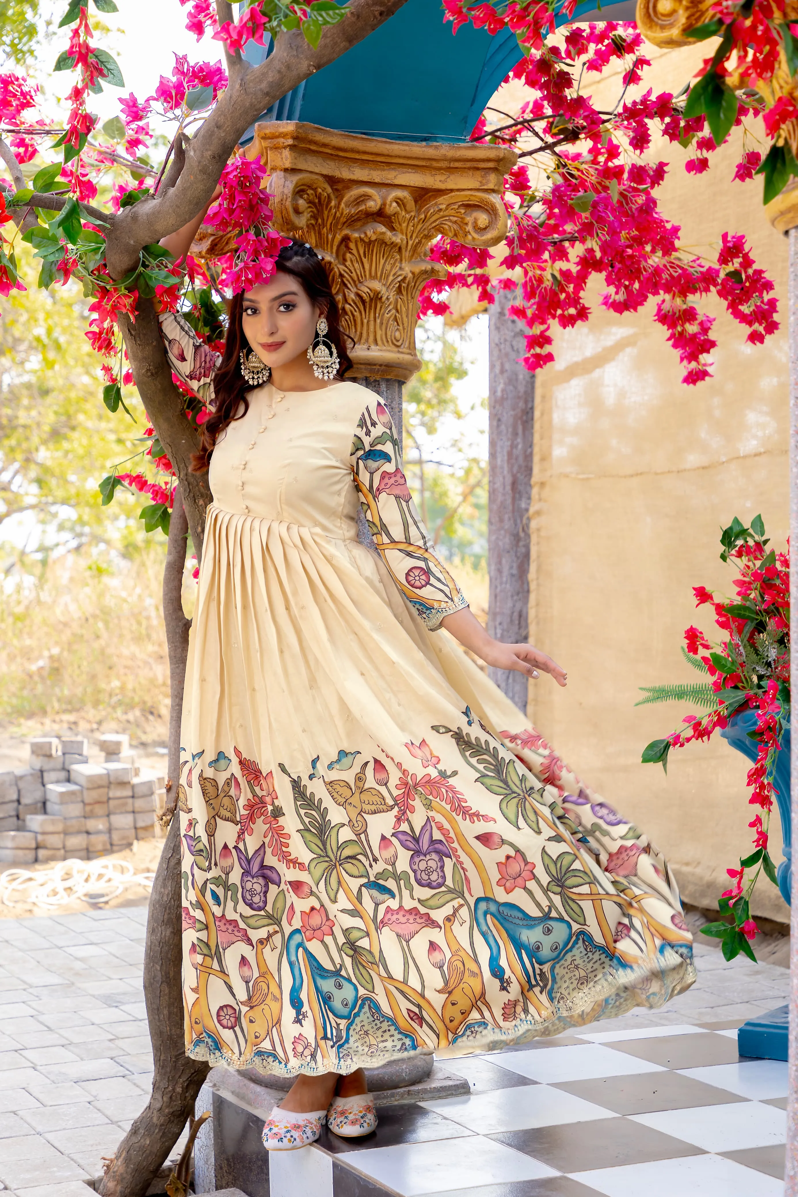 Women's Designer Party Wear Pure Silk Blend Kalamari Printed Gwon